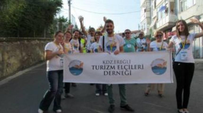 Turizm El&ccedil;ileri Festivalde de &ccedil;alışmalarını s&uuml;rd&uuml;rd&uuml;.