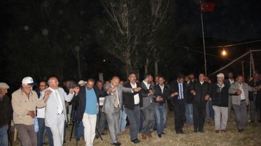 Aşağı &Ccedil;ımağıl K&ouml;y&uuml; Şampiyonluğunu Kutladı