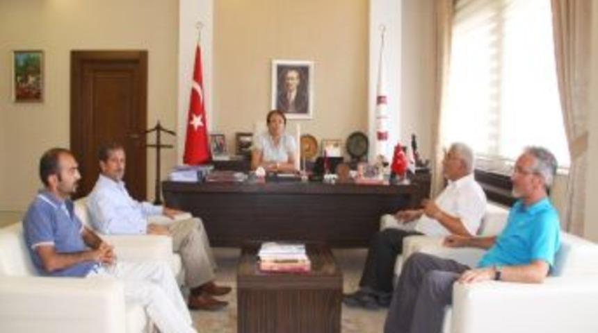 Rehberler Odası Y&ouml;neticilerinden Rekt&ouml;r Kılı&ccedil;&rsquo;a Ziyaret