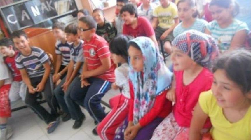 Lapseki'de Kuran Kursu &Ouml;ğrencilerine Sinema G&uuml;nleri D&uuml;zenlendi