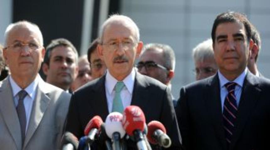 Kılı&ccedil;daroğlu'nun Darbe Yorumu: Demokrasiyi Sandıktan Ibaret Sananlar, Yanıldı