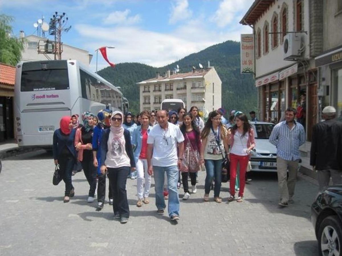 G&ouml;r&uuml;nce B&uuml;y&uuml;k Şaşkınlık Yaşıyorlar