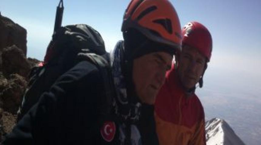 Dağcılar Erciyes&rsquo;in Zirvesinde