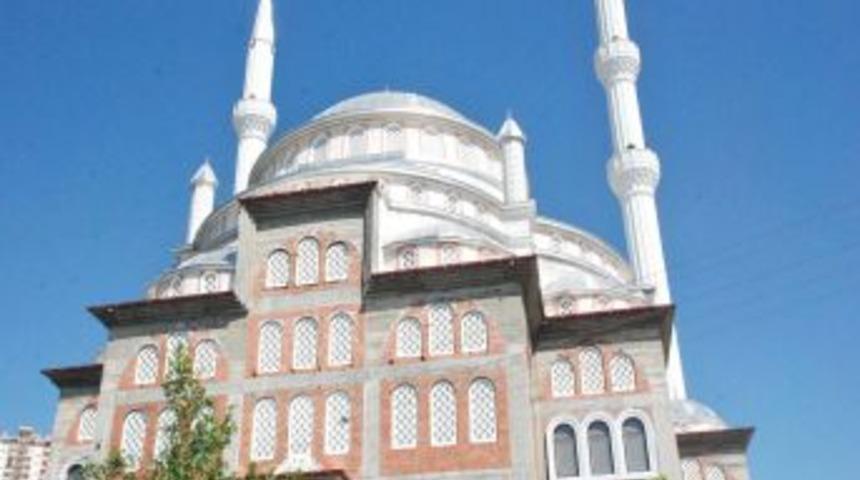 İkinci B&uuml;y&uuml;k Cami A&ccedil;ılıyor