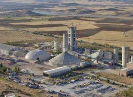  Sabancı üç fabrikasını satıyor iddiası