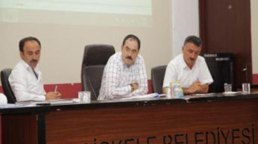 Başiskele Meclisinde 10 Madde G&ouml;r&uuml;ş&uuml;ld&uuml;