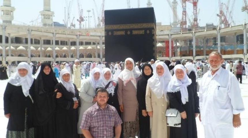 Anneler Umre&rsquo;den D&ouml;nd&uuml;