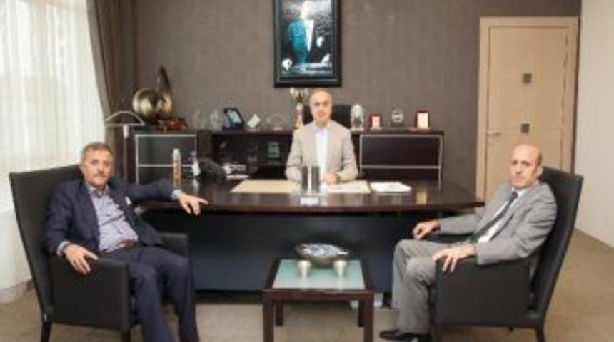 Satso Y&ouml;netim Kurulu Başkanı K&ouml;semusul; &ldquo;24 Saat &Uuml;yelerimiz Ve Sakarya&rsquo;nın Hizmetindeyiz&rdquo;