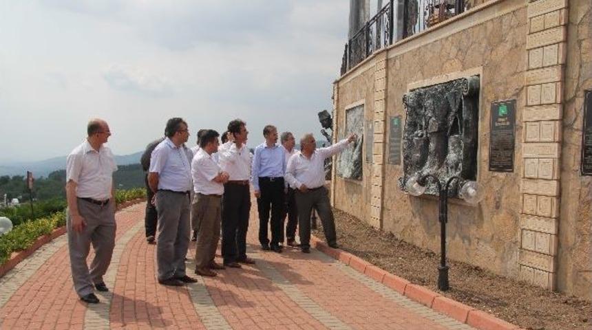 Sağlık&ccedil;ılar, Bayraktepe&rsquo;de Toplandı