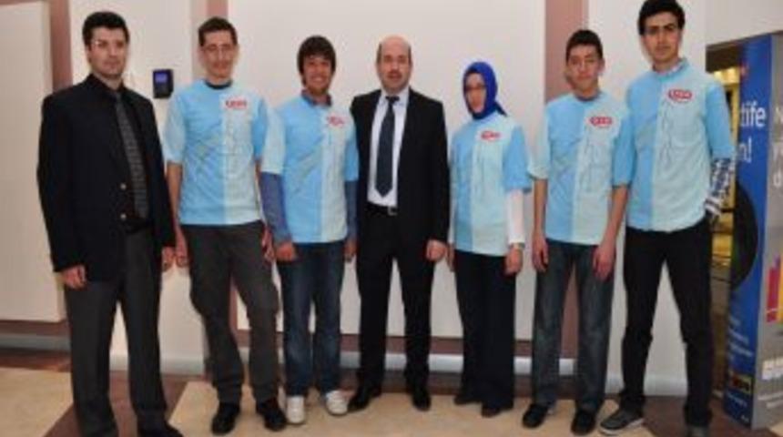 Eskişehir FEM, LYS&rsquo;de T&uuml;rkiye 10.'su Ve 11.'si &Ccedil;ıkarmanın Gururunu Yaşıyor