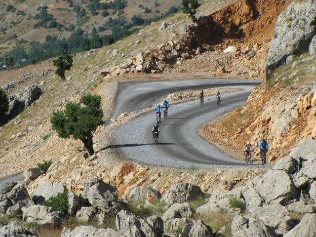 200 Bisiklet&ccedil;i Nemrut a Pedal &Ccedil;evirdi 1