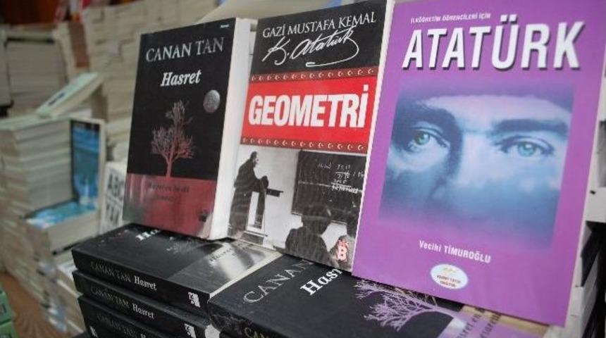 Silifke&rsquo;de Korsan Kitap Operasyonu