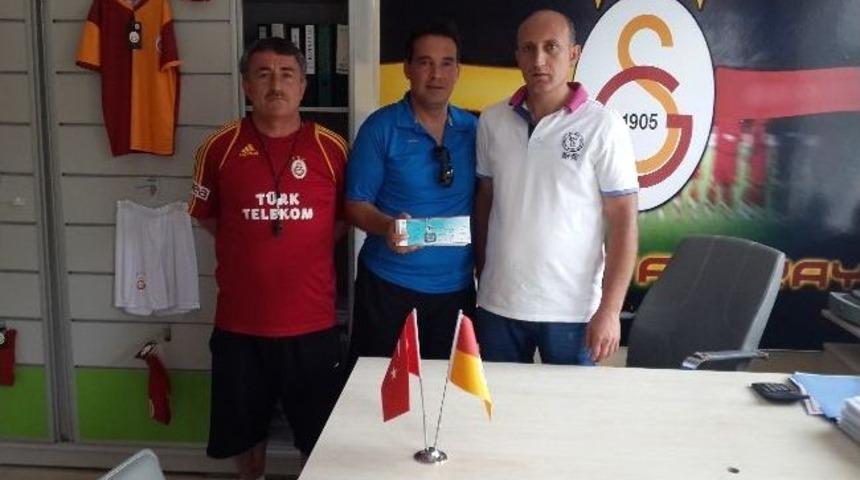 Kolkoparan&rsquo;dan Lapsekispor&rsquo;a B&uuml;y&uuml;k Jest