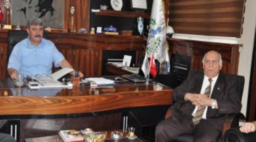 Kızılay Bursa Şube Başkanı, Orhangazi Belediyesi'ni Ziyaret Etti