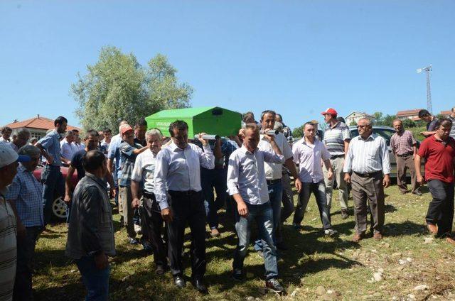 &Ccedil;aycuma Faciasından 15 Ay Sonra Cesedine Ulaşılan Kişi Toprağa Verildi 1