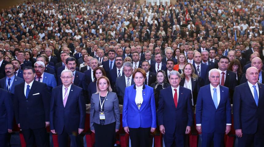 İYİ Parti'de deprem!