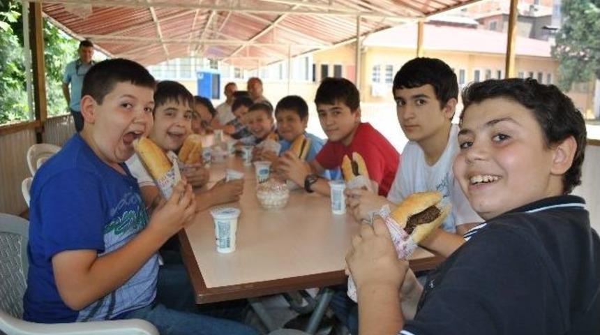 Kur'an&rsquo;a Ge&ccedil;ip K&ouml;fteleri Kaptılar