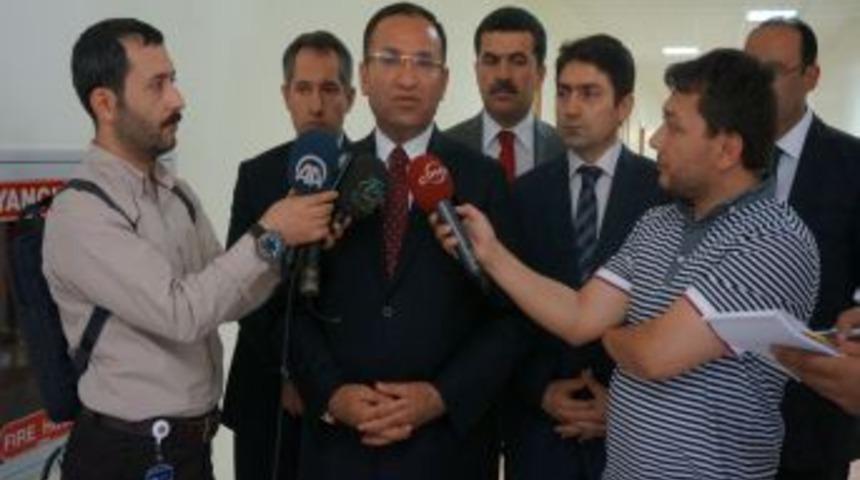 Bekir Bozdağ: Mısır'da Demokrasi Ve Hukuka Uygun Değişiklik Yaşanmamıştır