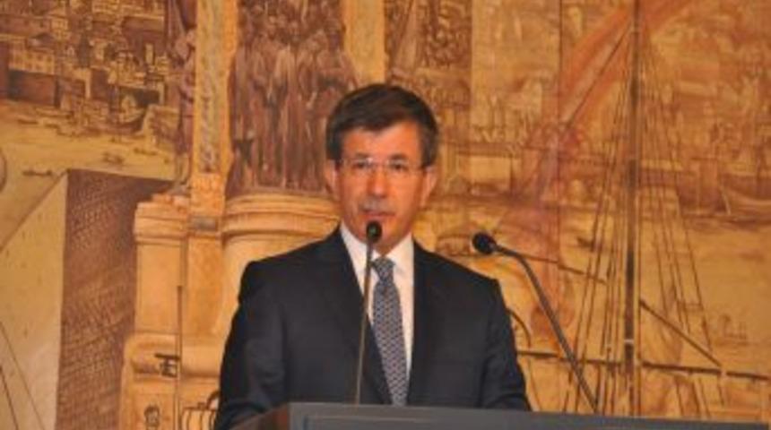 Davutoğlu: Mısır'da Yaşananlar Kaygı Vericidir