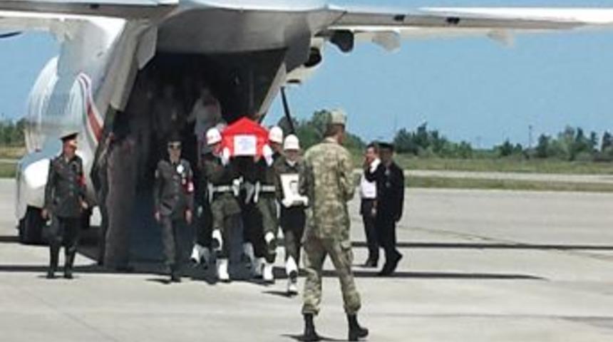 Sinoplu Şehit Asker Şahin'in Cenazesi Samsun'a Geldi