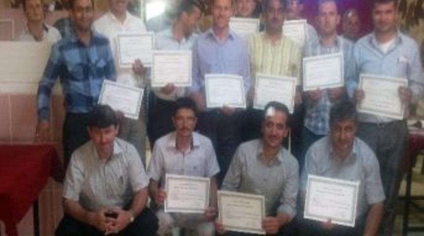 Vaaz Eğitimine Katılanlara Sertifika