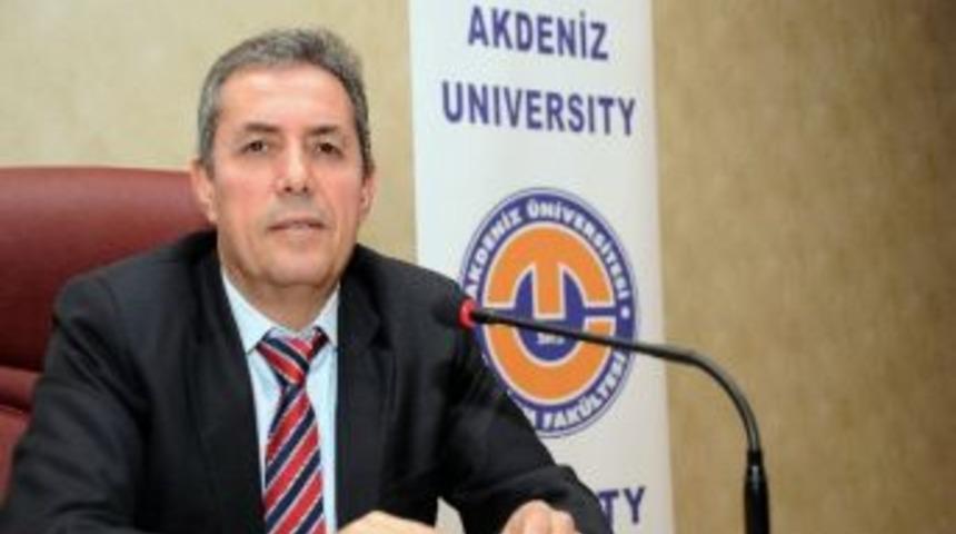 Aü’den “gençler Var” Projesi