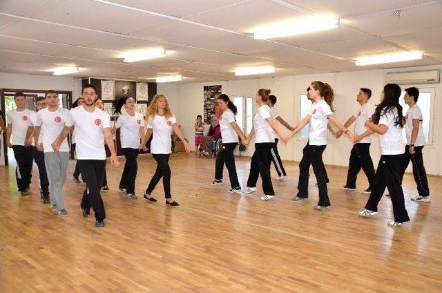 T&uuml;hom Makedonya Yolcusu 2