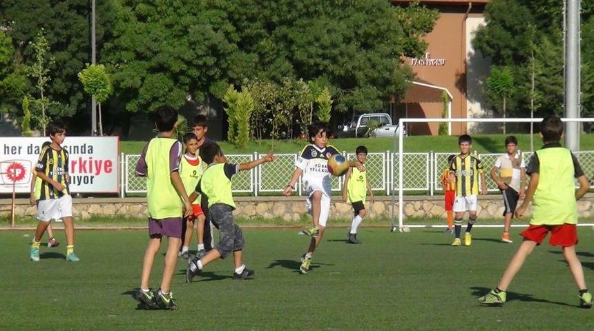 Batman Petrolspor Geleceğe Yatırım Yapıyor