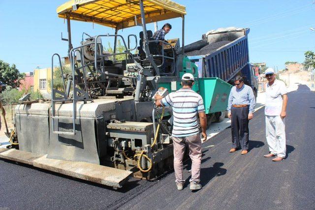 Sarıçam'da Yeşiltepe Mahallesi'nin Yolları Asfaltlanıyor