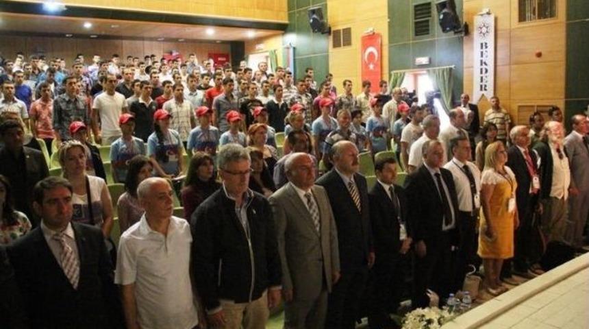 Azerbaycan-t&uuml;rkiye İlişkileri Ve Dede Korkut Paneli D&uuml;zenlendi