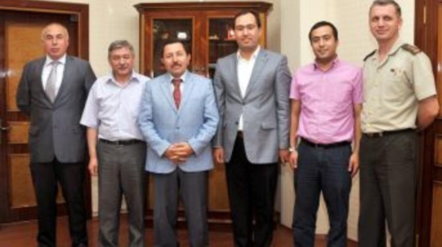 Yurt Ay Der'in Yeni Y&ouml;netimi Balkanlıoğlu'nu Ziyaret Etti