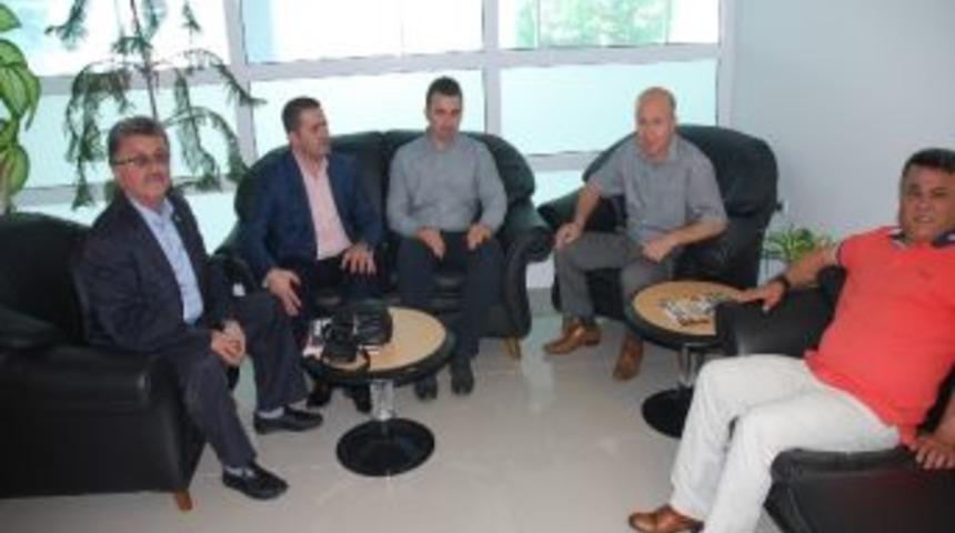 Yeni Arnavutluk Partisi&rsquo;nden Gemlik Belediyesi&rsquo;ne Ziyaret