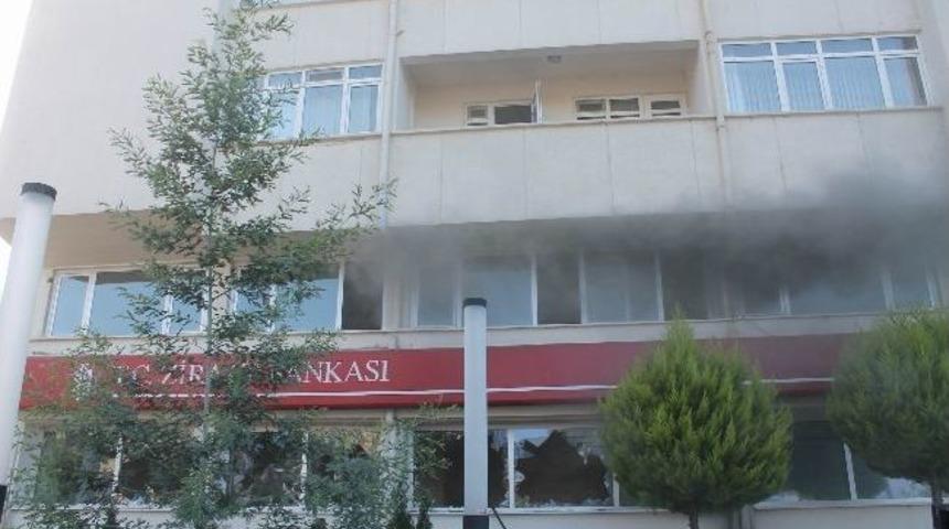 Ordu'da Bankada Yangın