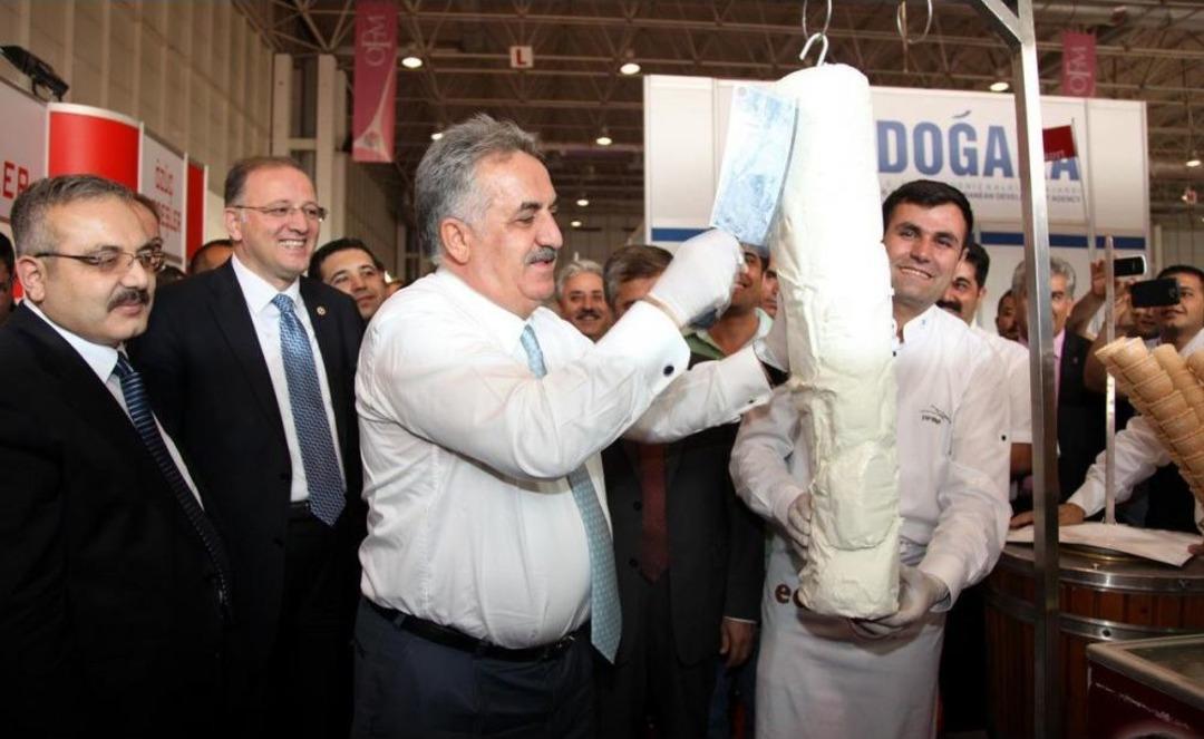 G&uuml;mr&uuml;k Ve Ticaret Bakanı Yazıcı: