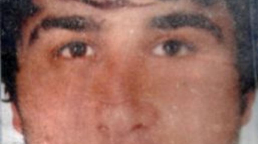 Alanya'da Bı&ccedil;aklı Kavga: 2 Yaralı