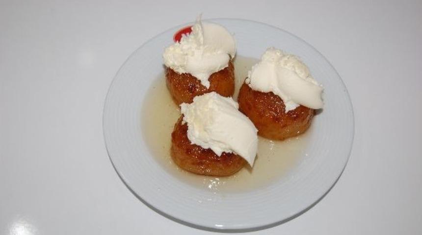 Ramazan Sofralarının Vazge&ccedil;ilmezi Kemalpaşa Tatlısı