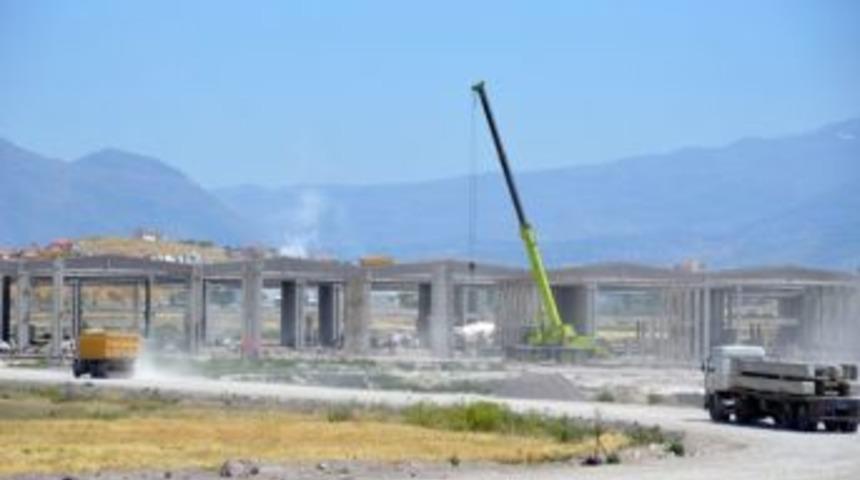 Kocasinan Belediyesi, Mobilyakent&rsquo;e Yol A&ccedil;ıyor