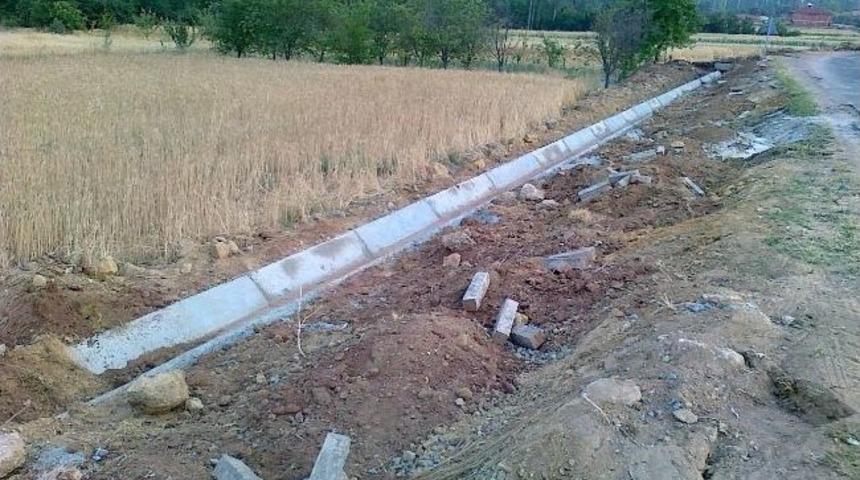 Beyk&ouml;y&rsquo;de Sulama Kanallarının Yapımı Tamamlandı