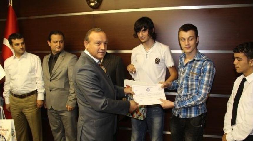 Umut Yıldızı Projesi Meyvelerini Vermeyi S&uuml;rd&uuml;r&uuml;yor