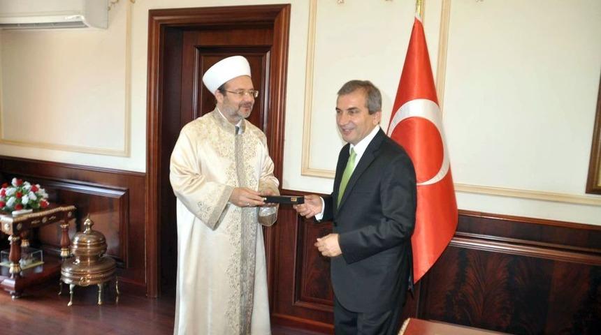 Diyanet İşleri Başkanı: Hac Kontenjanlarıyla Ilgili &Ccedil;alışmalarımız Devam Ediyor