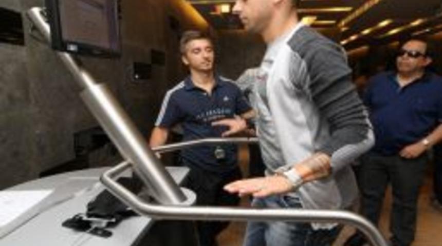 Cicinho: Sahaya &Ccedil;ıkmak I&ccedil;in Heyecanlanıyorum