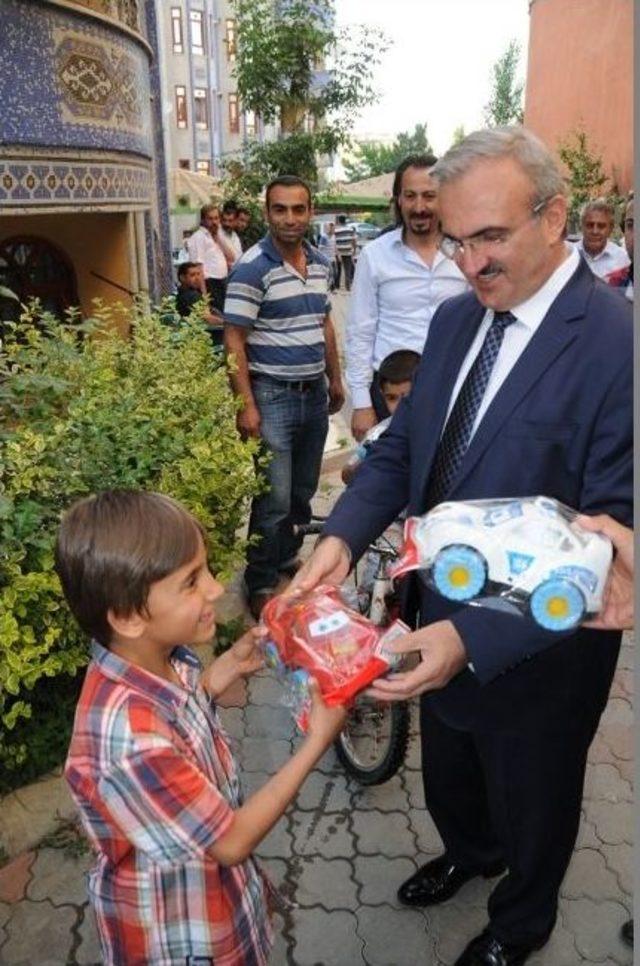 Vali Karaloğlu’dan Zırhlıoğlu Ailesine Taziye Ziyareti