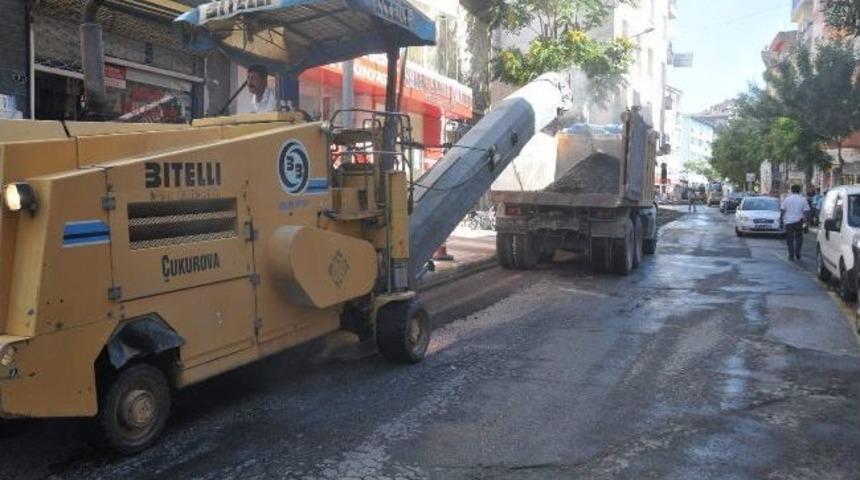 Niğde Elhacı Mahmut Caddesi Asfaltlanıyor