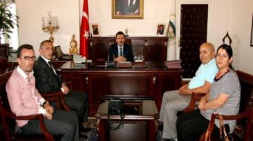 Aksaray'da Eczacı Teknisyenlerinden Vali Altınok&rsquo;a Ziyaret