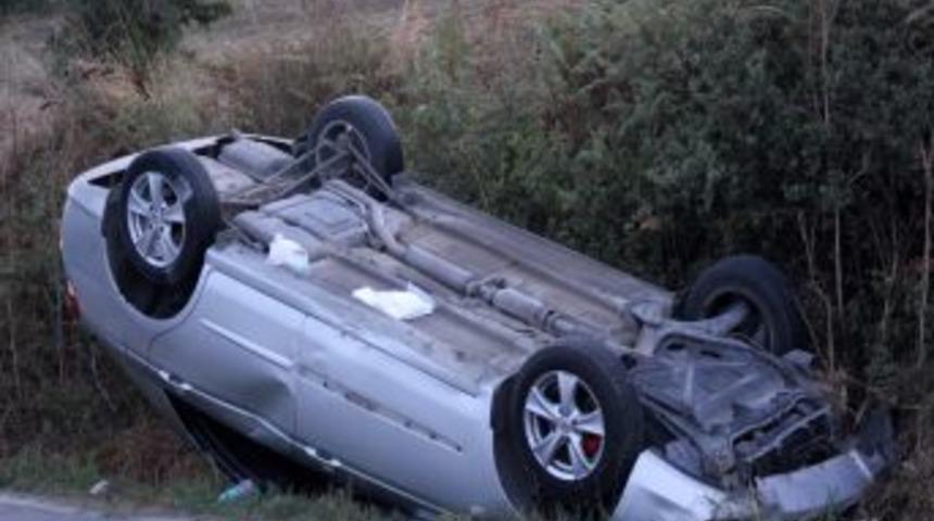 Kaynarca'da Trafik Kazası: 2 Yaralı