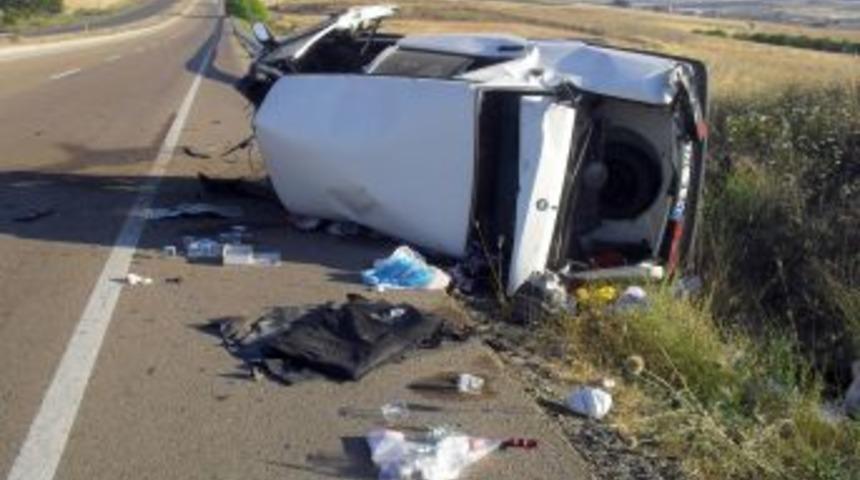 Kırıkkale&rsquo;de Trafik Kazası: 1 &Ouml;l&uuml;, 4 Yaralı