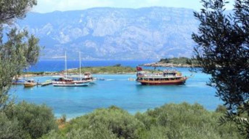 Sedir Adası&rsquo;na Turist Ilgisi