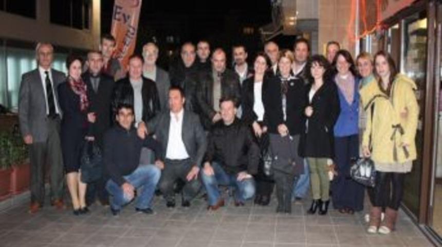 Kuzey Kafkas Dernekleri, Platform &Ccedil;atısı Altında Birleşti