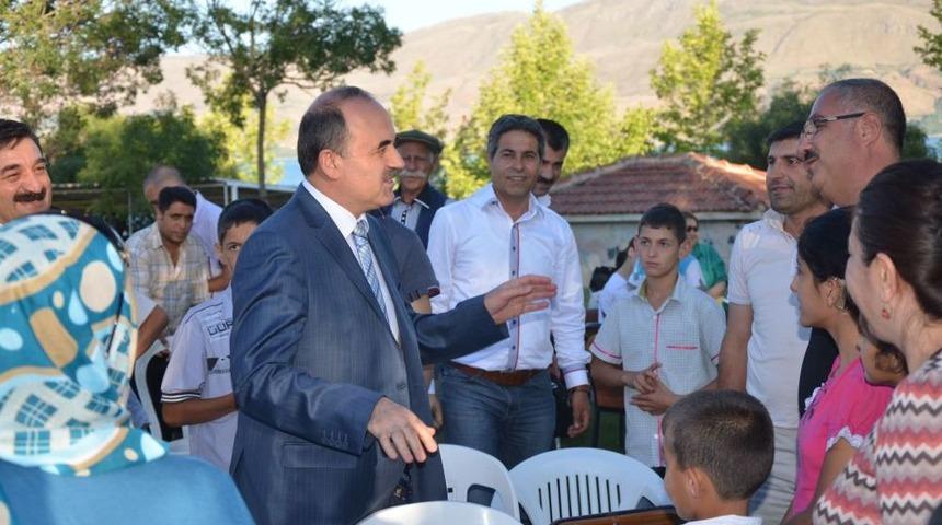 Engelliler Moral Etkinliğinde G&ouml;n&uuml;llerince Eğlendi