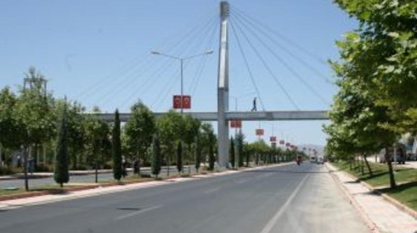 Elazığ Malatya Caddesine 3. üstgeçit
